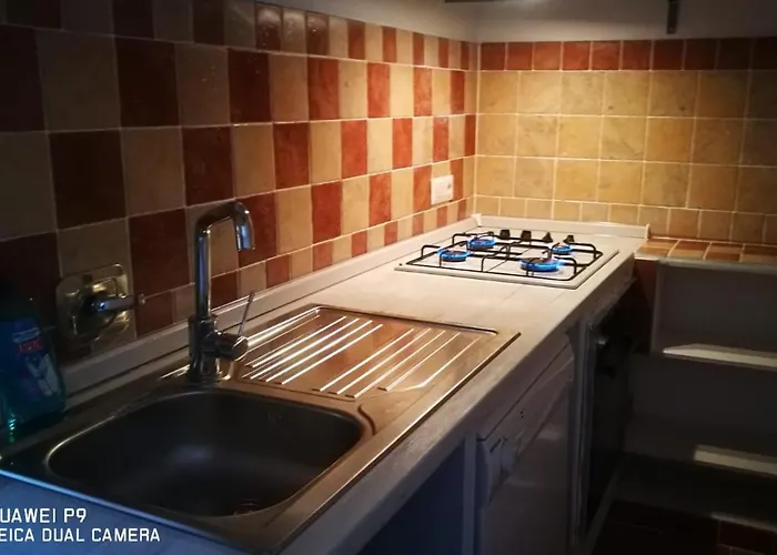 Casa Claudia Le Tonnare בית נופש *